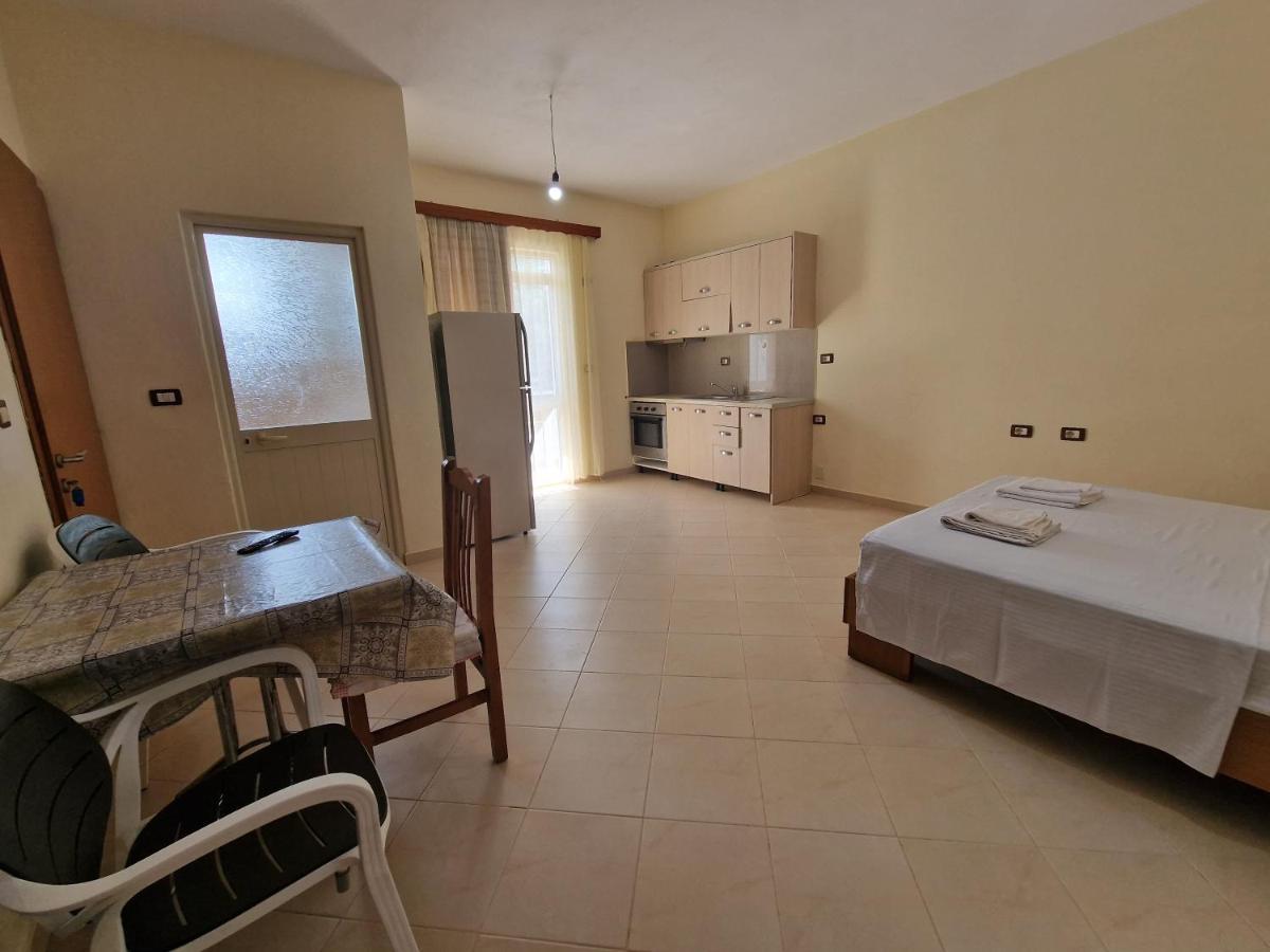 Harizi Apartments Ksamil Eksteriør bilde